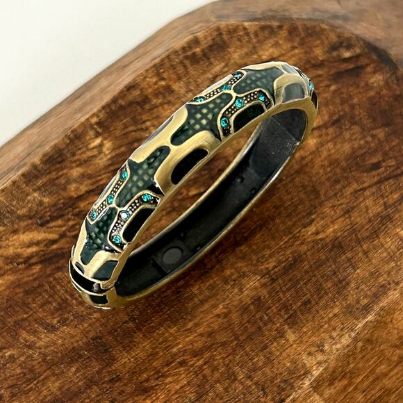 Vintage Enamel Rhinestone Bangle Bracelet Hinged 7" Diameter Costume Jewelry - Picture 2 of 7